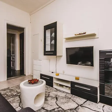 Διαμέρισμα Center Stylish Apt Darling For 4, Old Town